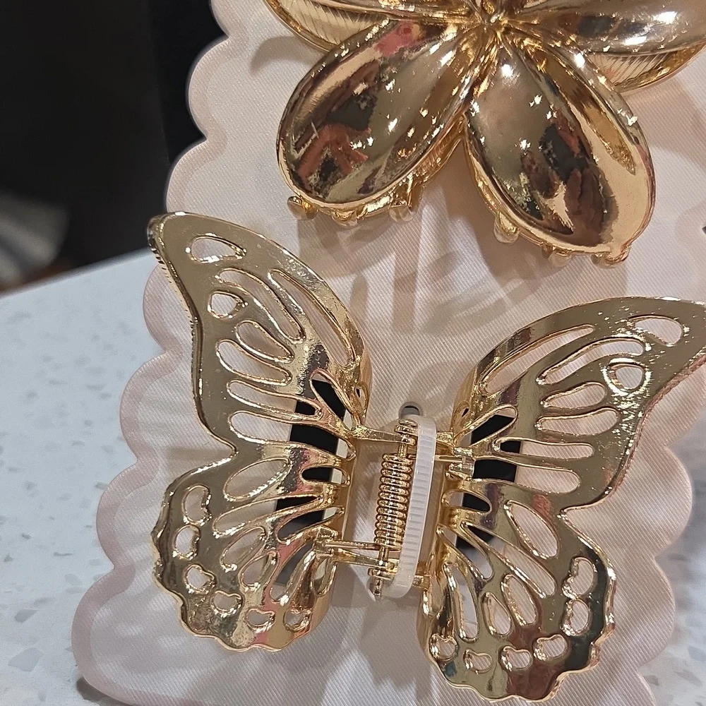 💛▪️Sunday State ▪️Shiny Gold Floral and Butterfly 2pc  Hair Metal  Clips